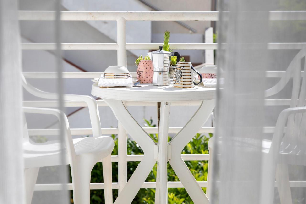 Apartment Dolly Completely Renovated 2023 Rovinj Exterior photo