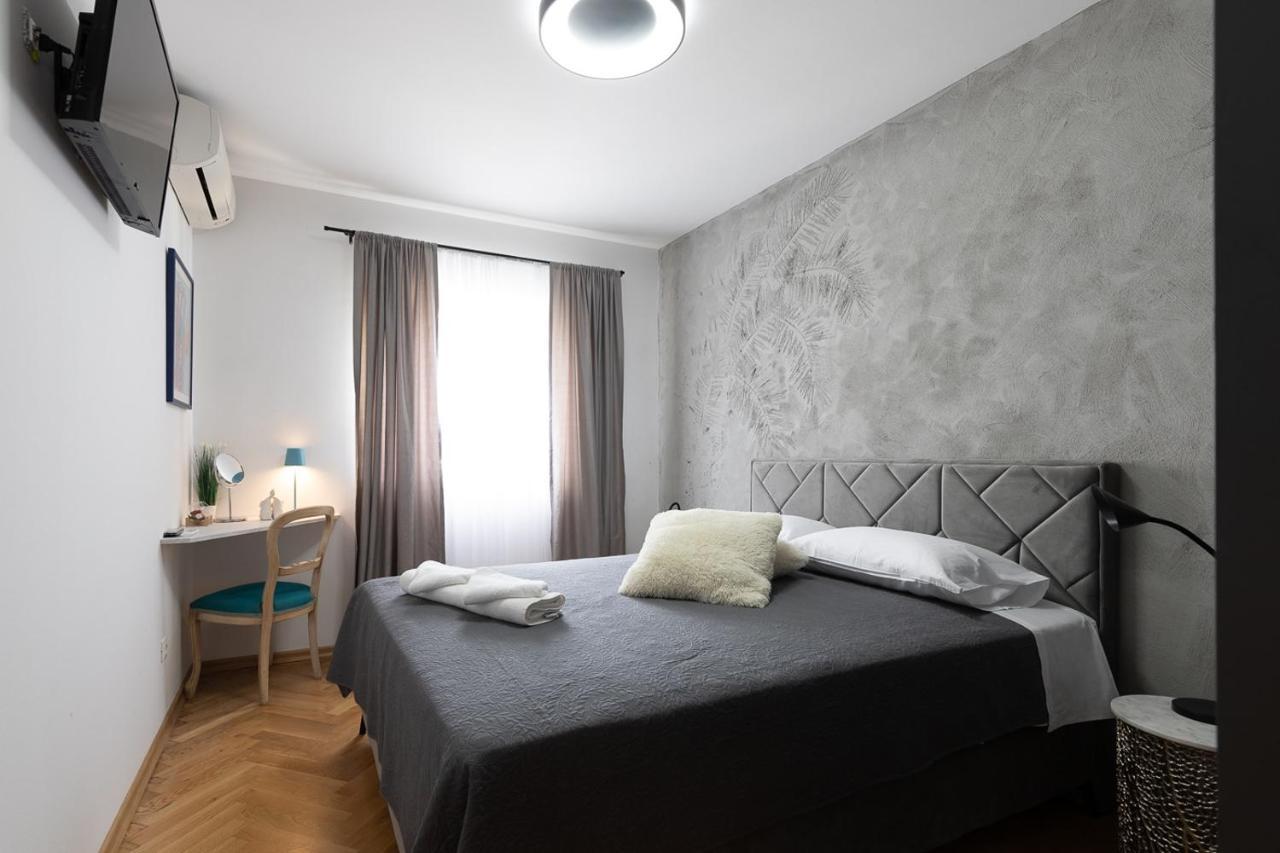 Apartment Dolly Completely Renovated 2023 Rovinj Exterior photo